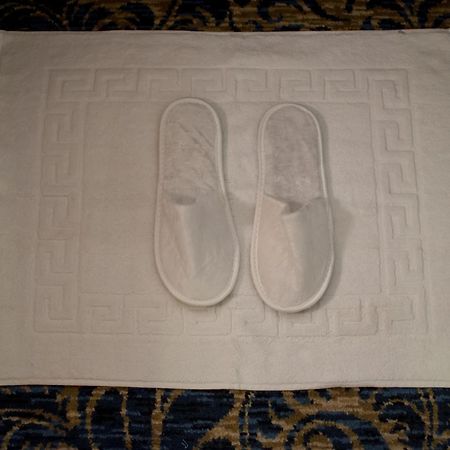 Rehana Plaza Hotel Кайро Екстериор снимка A bath mat