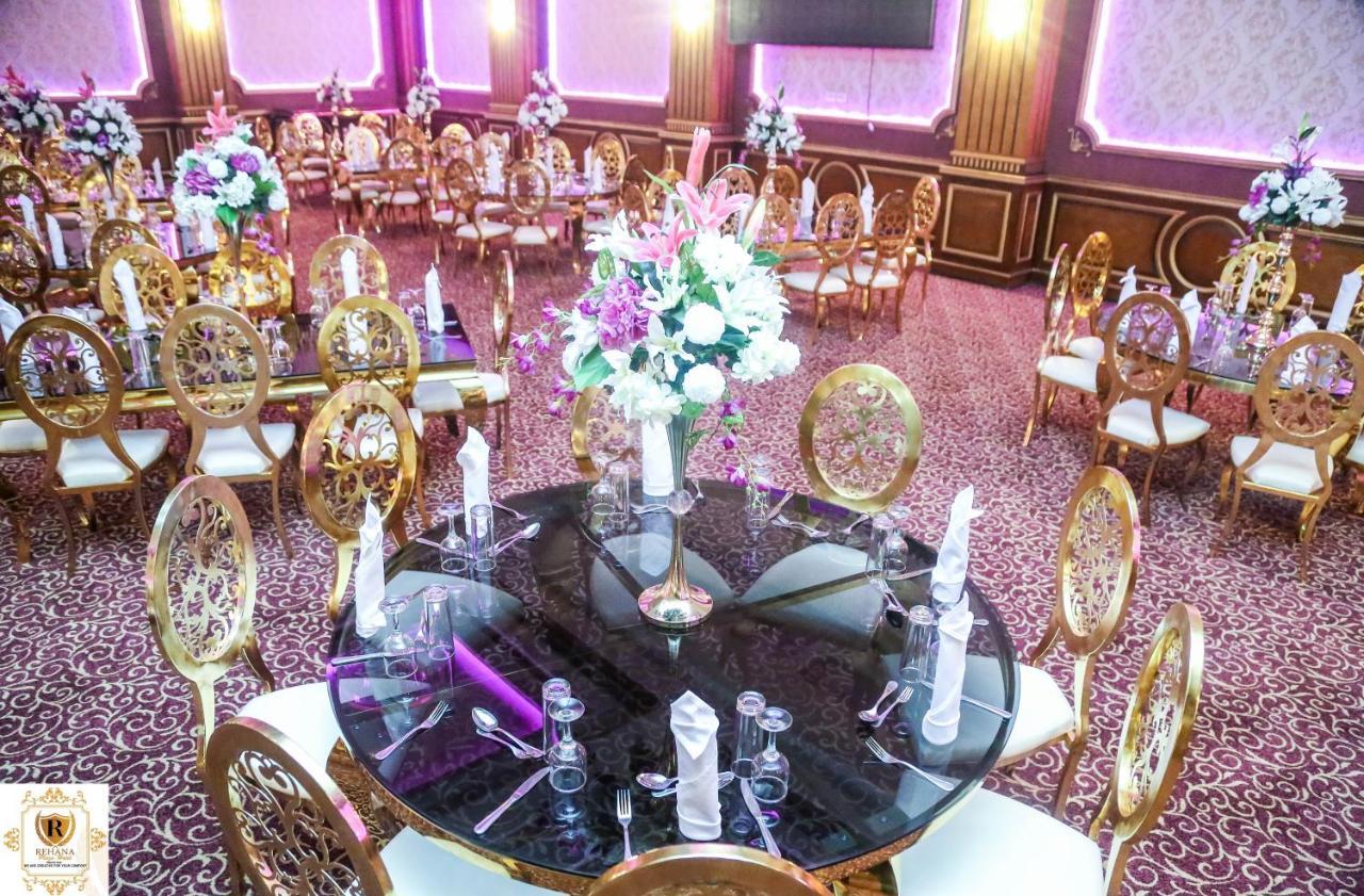 Rehana Plaza Hotel Кайро Екстериор снимка A wedding reception at the Taj Bengal